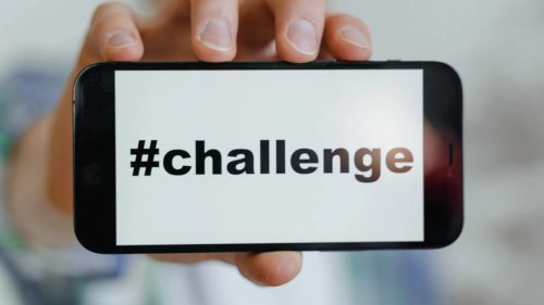 What Are Some Common Challenges in the R6 Marketplace